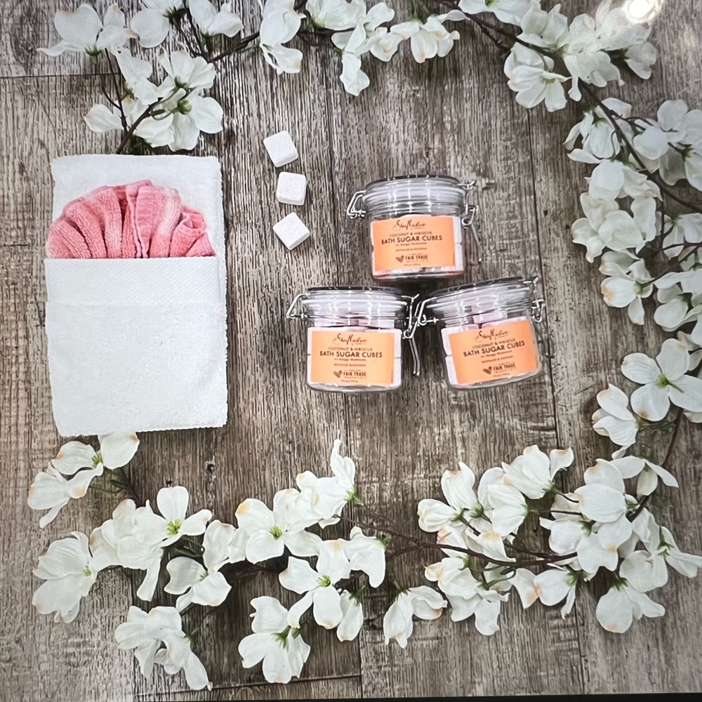 Shea Moisture Coconut & Hibiscus Bath Sugar Cubes